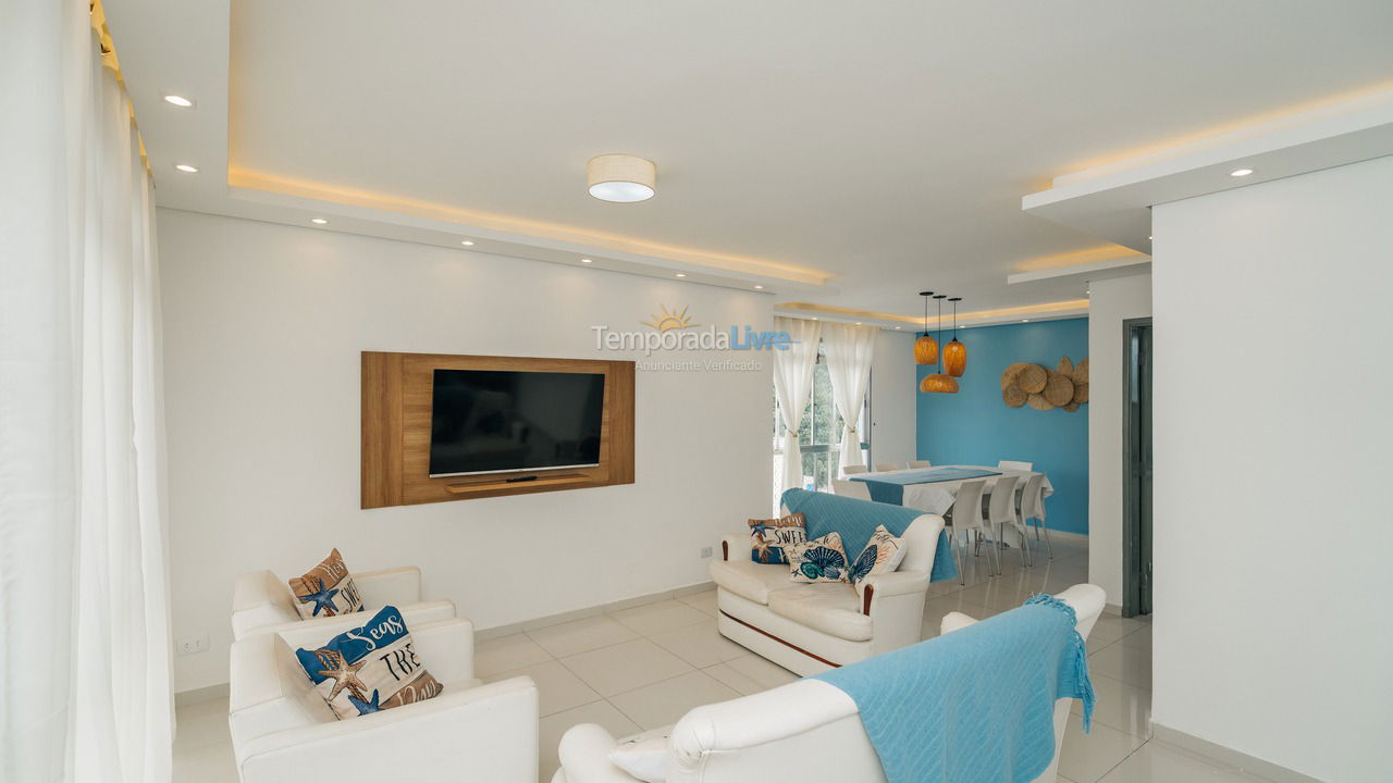 Apartamento para aluguel de temporada em Guarujá (Pitangueiras)