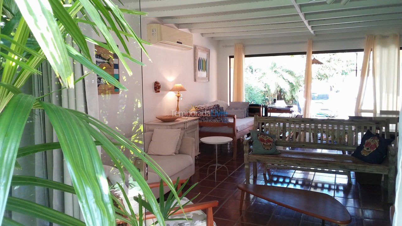 Casa para aluguel de temporada em Ubatuba (Praia do Lázaro)
