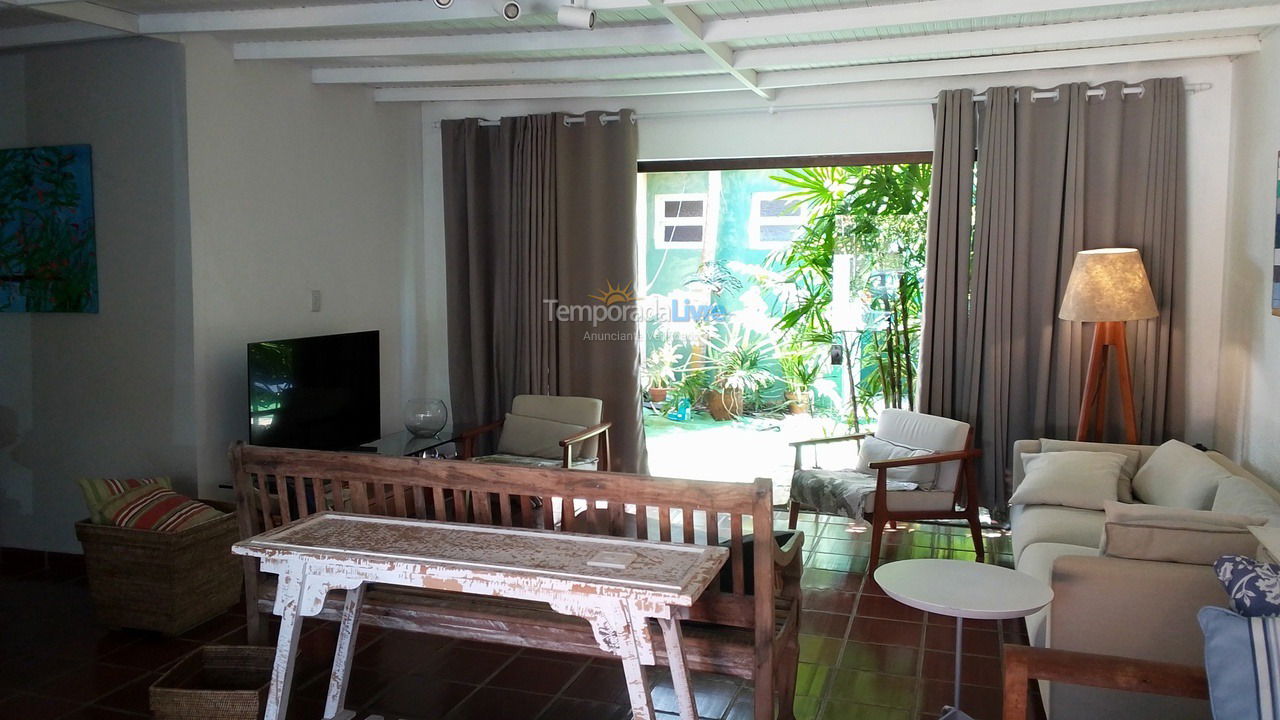 Casa para aluguel de temporada em Ubatuba (Praia do Lázaro)