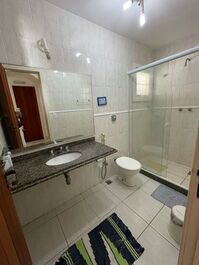 Casa de 3 quartos em Condomínio com piscina, na praia do Peró.