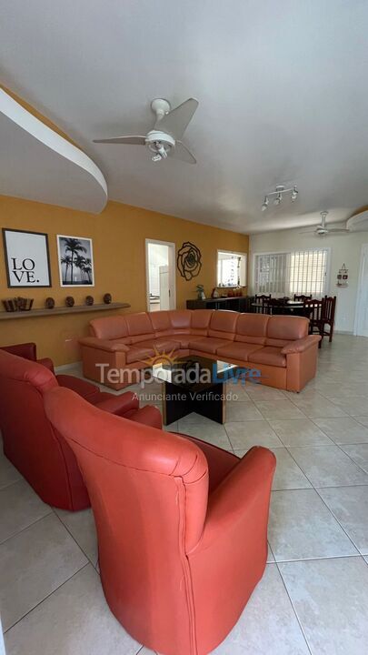 Casa para aluguel de temporada em Cabo Frio (Peró)