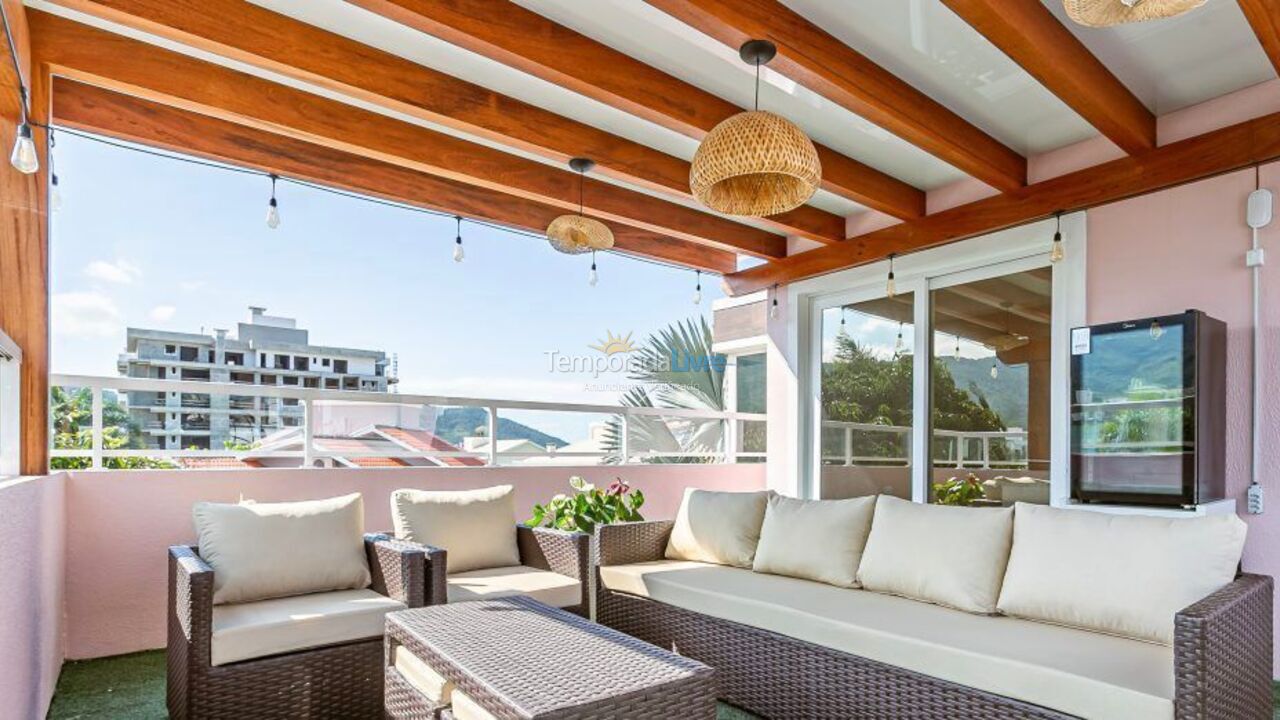 Casa para alquiler de vacaciones em Governador Celso Ramos (Praia de Palmas)