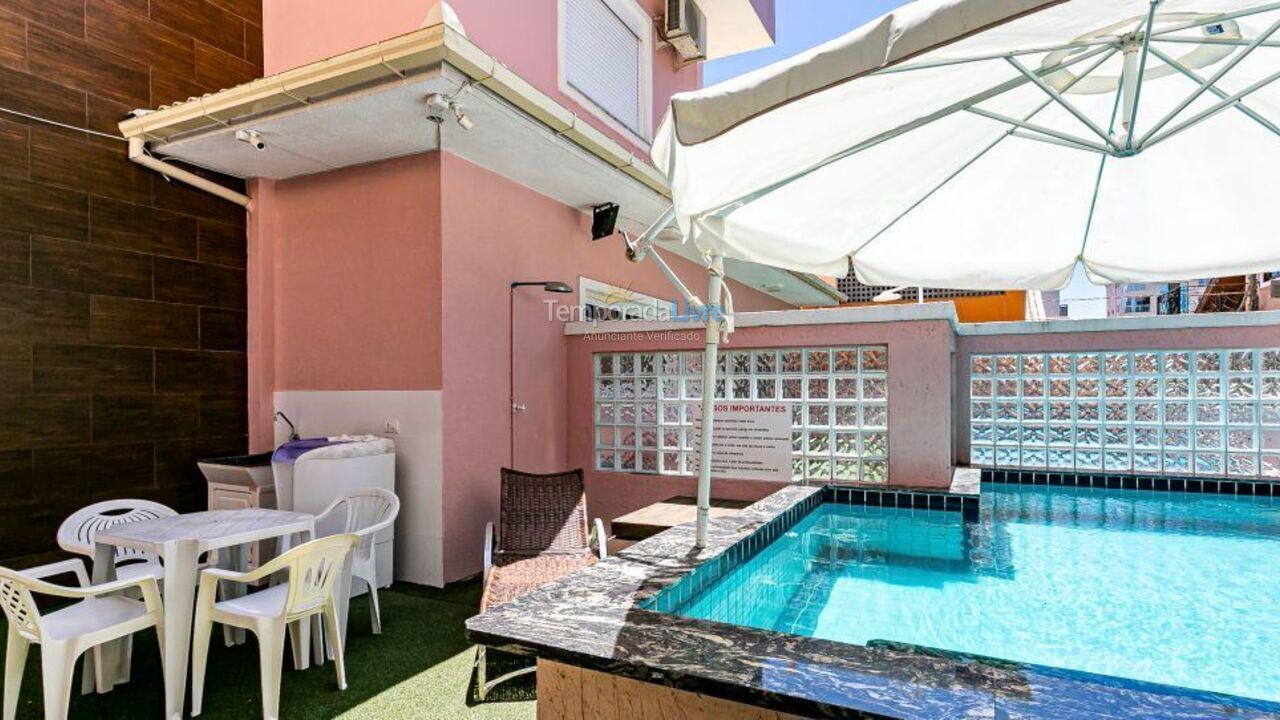 Casa para alquiler de vacaciones em Governador Celso Ramos (Praia de Palmas)