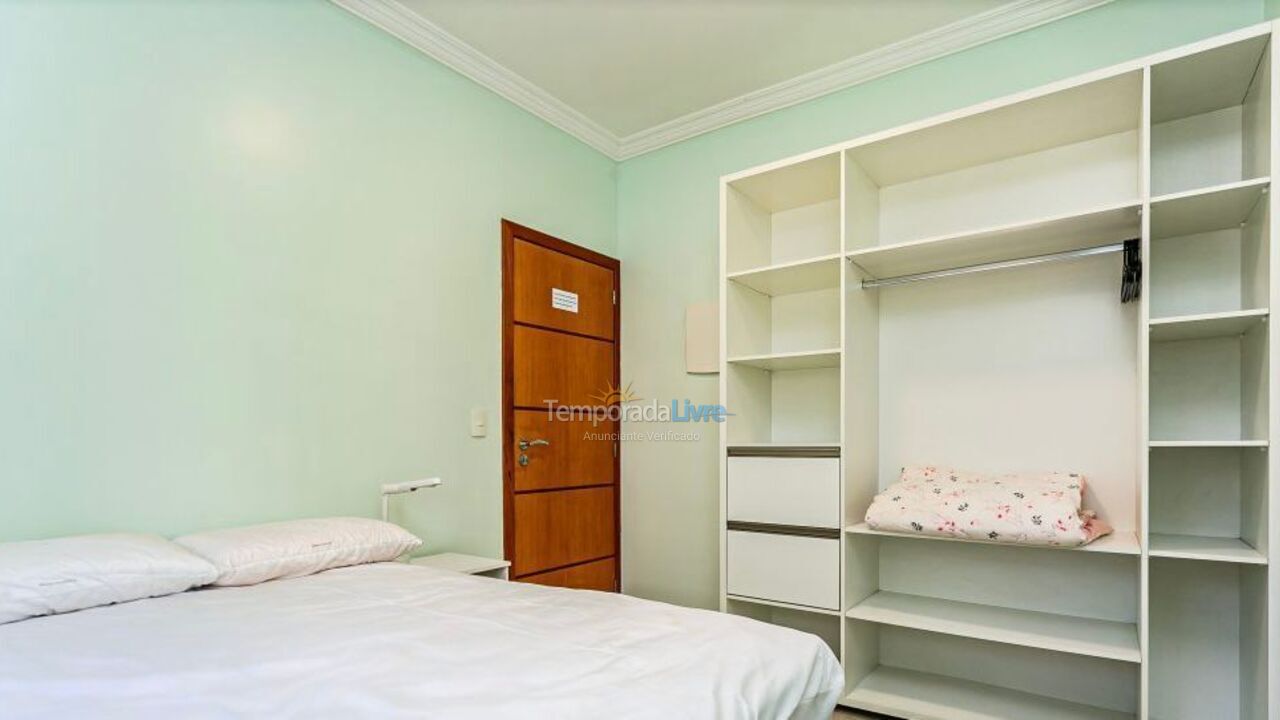 Casa para alquiler de vacaciones em Governador Celso Ramos (Praia de Palmas)