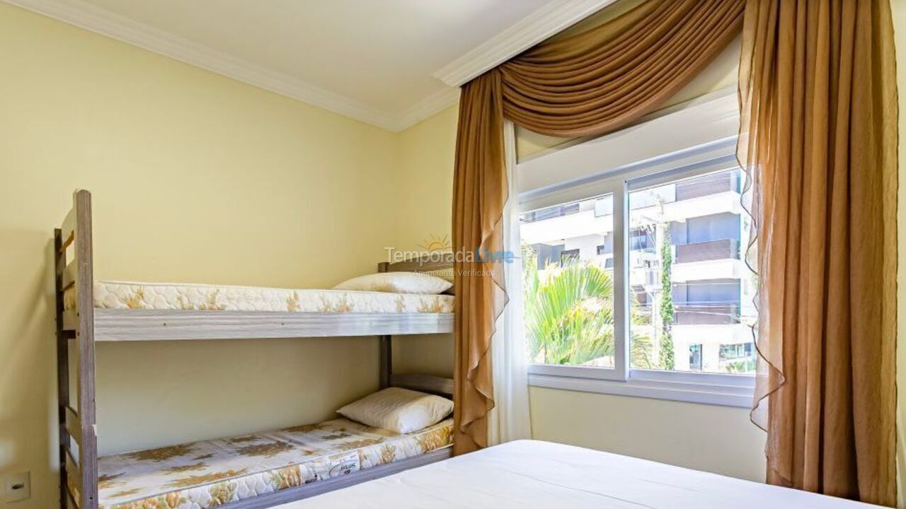 Casa para alquiler de vacaciones em Governador Celso Ramos (Praia de Palmas)