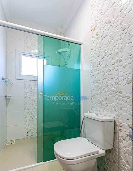 Casa para alquiler de vacaciones em Governador Celso Ramos (Praia de Palmas)