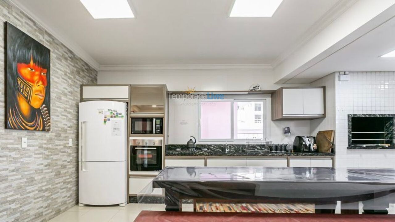 Casa para alquiler de vacaciones em Governador Celso Ramos (Praia de Palmas)