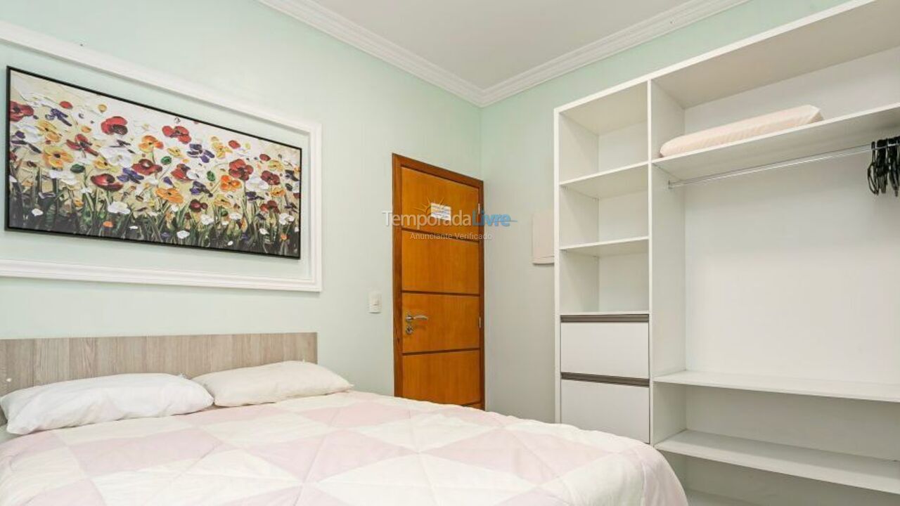 Casa para alquiler de vacaciones em Governador Celso Ramos (Praia de Palmas)