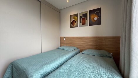 015 - High Standard apartment with 02 bedrooms, 200m from Bombas beach