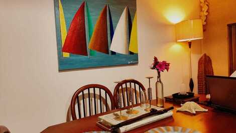Beautiful, renovated and decorated house 80m from Martim de Sá beach.