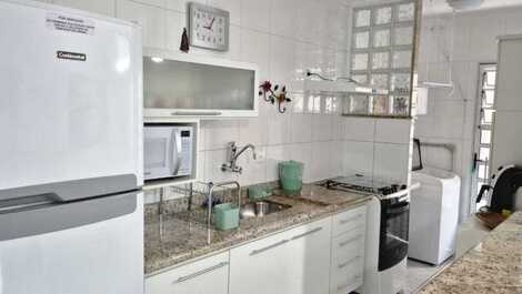 Apartamento para locação - a 150 m da praia grande - Ubatuba S/P