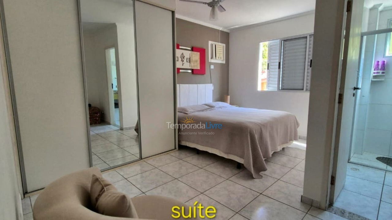 Apartamento para aluguel de temporada em Ubatuba (Praia Grande)