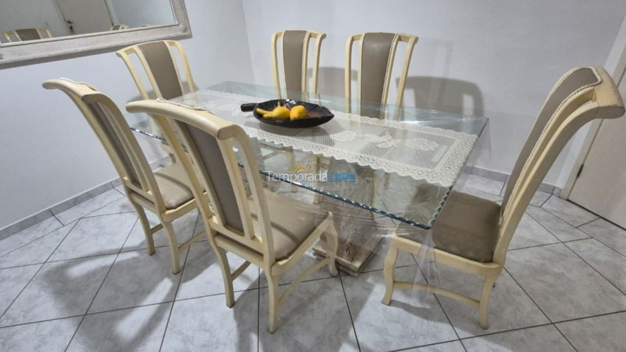 Apartamento para aluguel de temporada em Ubatuba (Praia Grande)