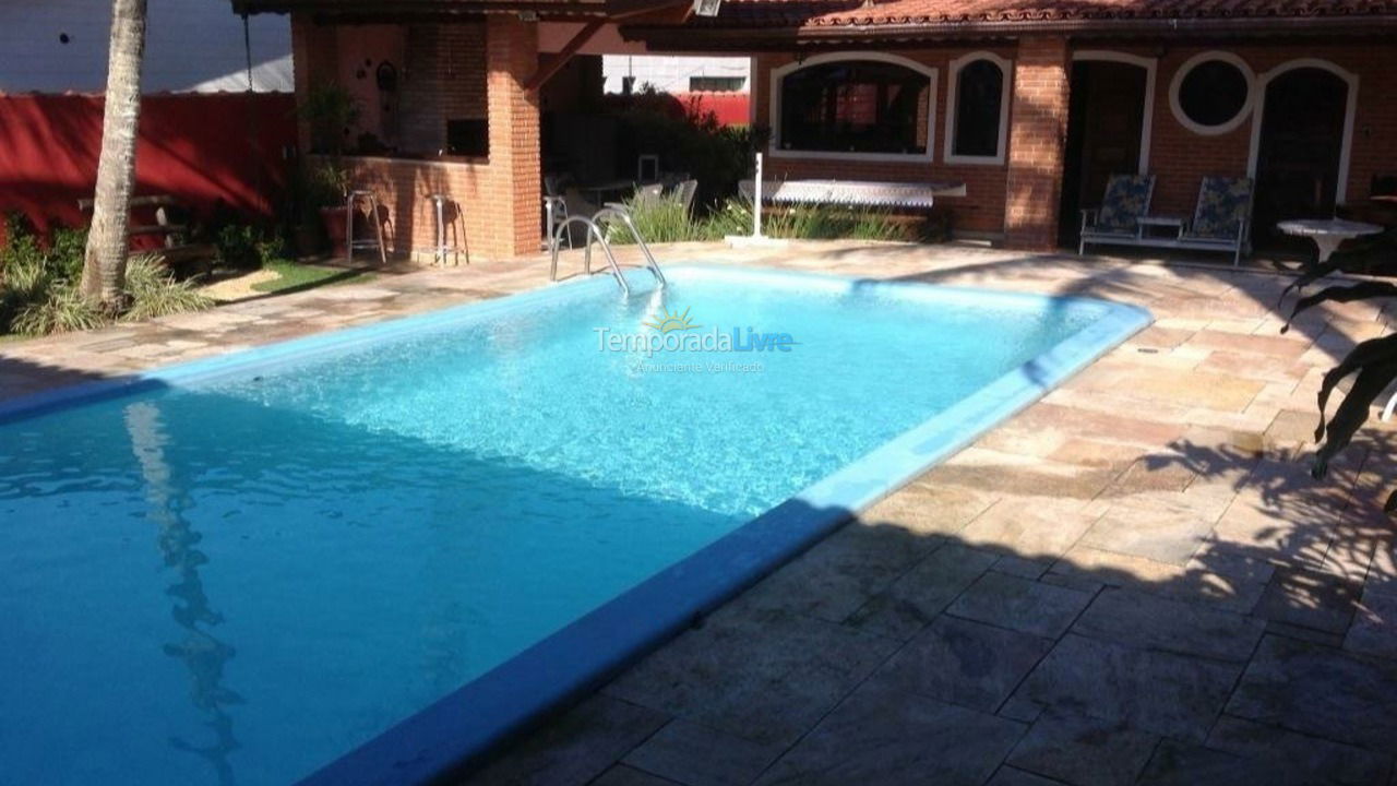 Casa para alquiler de vacaciones em Bertioga (Boraceia)