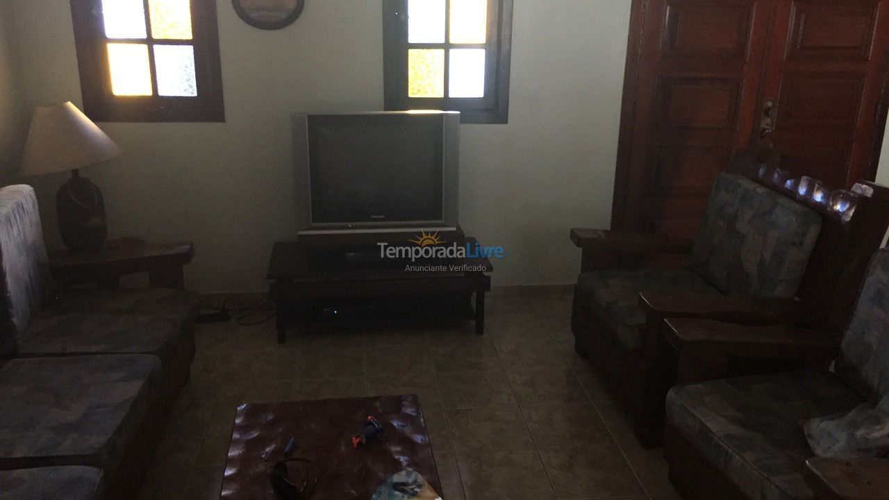 Casa para alquiler de vacaciones em Bertioga (Boraceia)