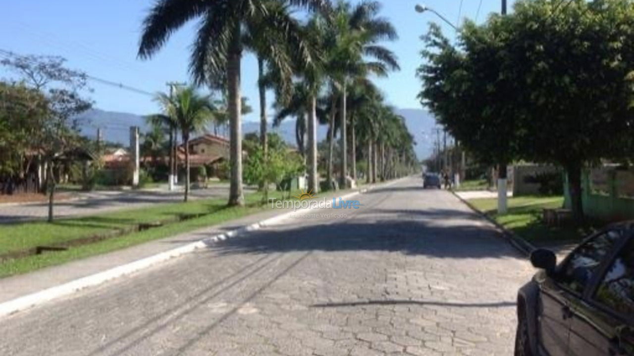 Casa para alquiler de vacaciones em Bertioga (Boraceia)