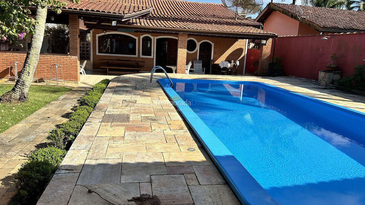 Casa para alquiler de vacaciones em Bertioga (Boraceia)