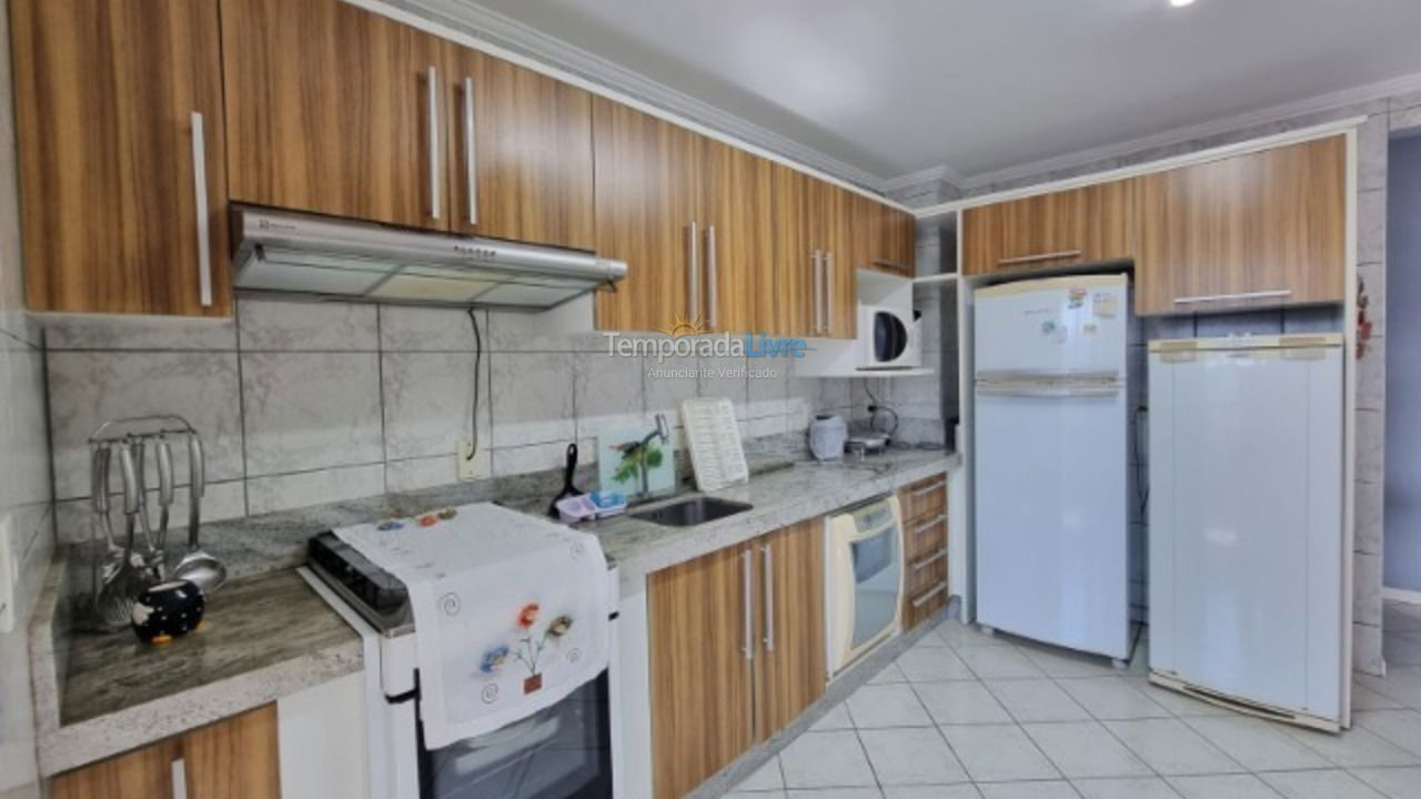 Apartamento para aluguel de temporada em Bombinhas (Praia de Bombinhas)