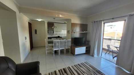 001J - Excellent apartment for rent in Bombinhas beach.