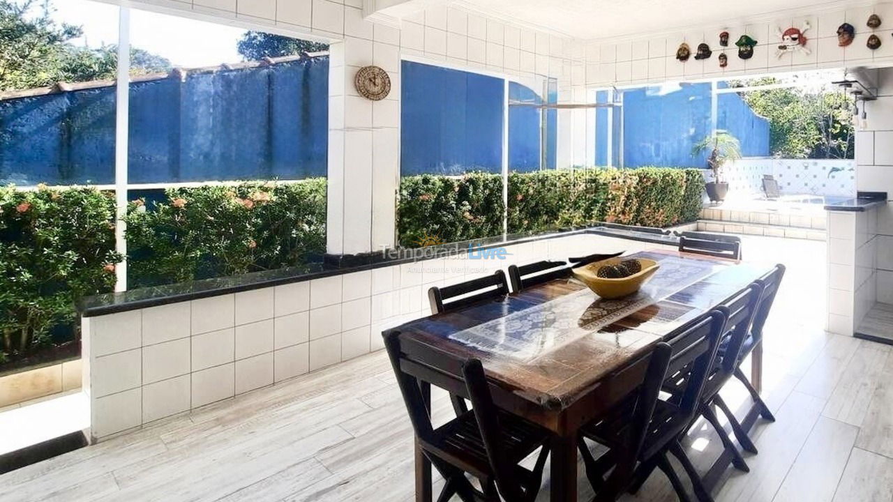House for vacation rental in Bertioga (Condominio Morada da Praia)