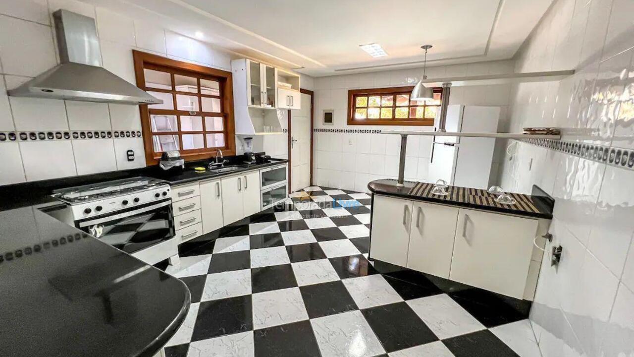 Casa para alquiler de vacaciones em Guarapari (Praia do Morro)