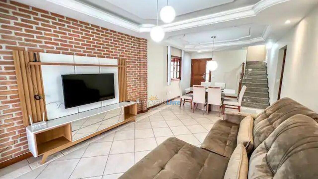Casa para alquiler de vacaciones em Guarapari (Praia do Morro)