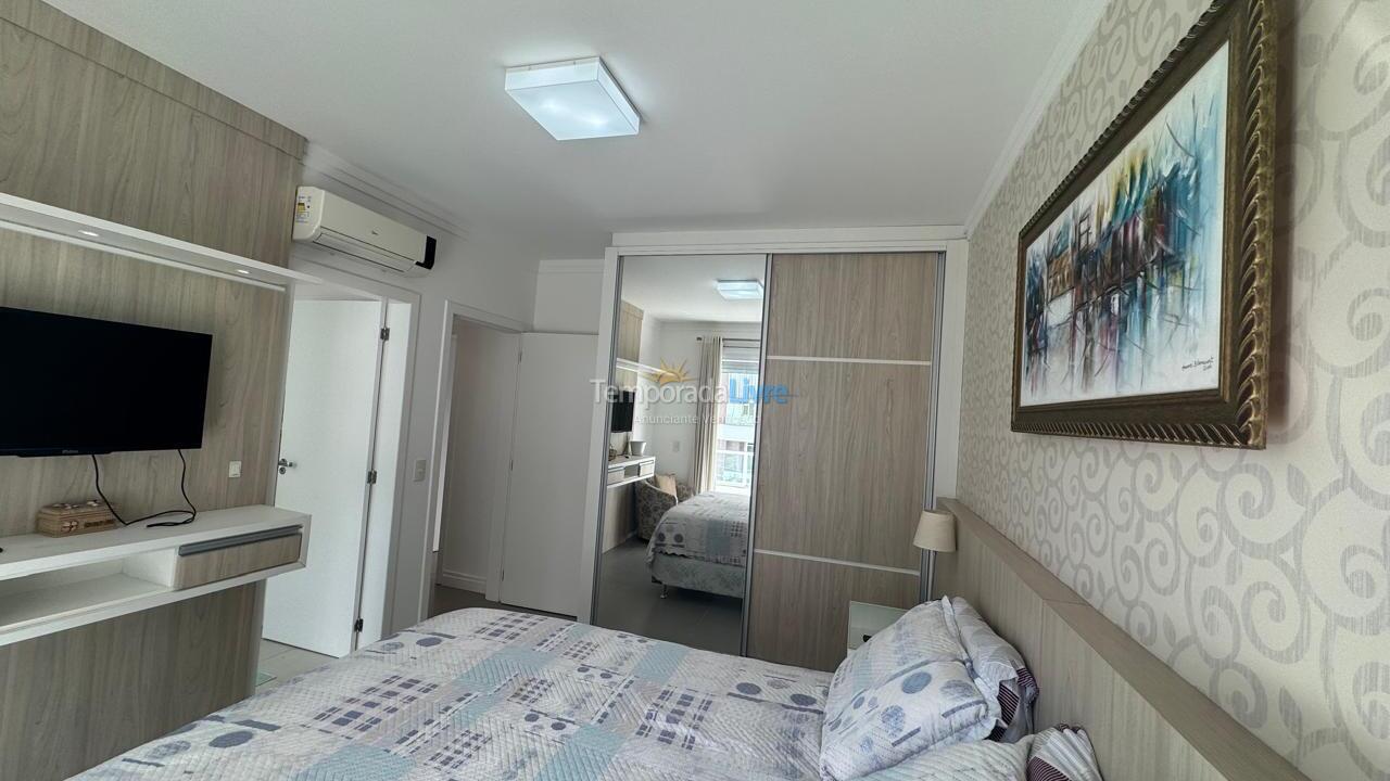 Casa para alquiler de vacaciones em Governador Celso Ramos (Praia de Palmas)