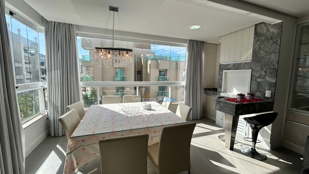 Casa para alquiler de vacaciones em Governador Celso Ramos (Praia de Palmas)