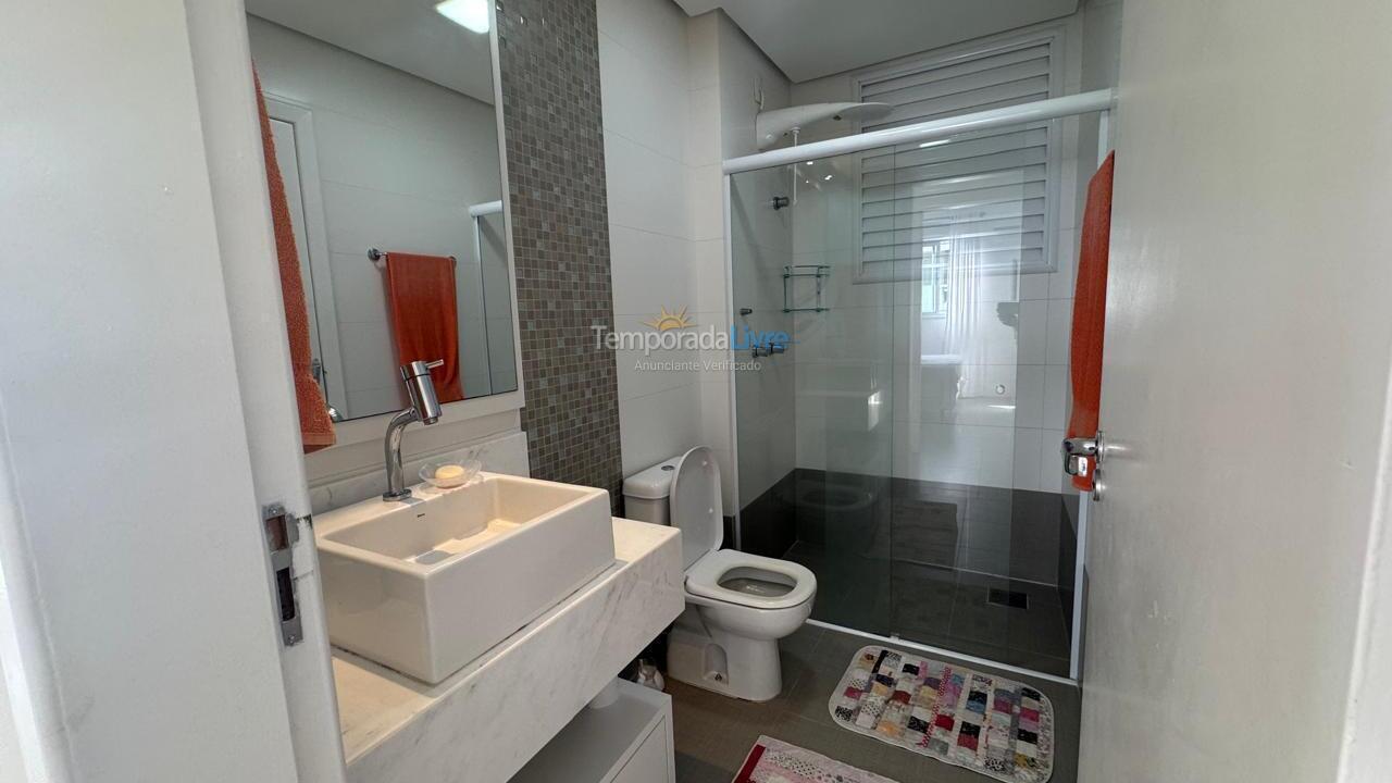 Casa para alquiler de vacaciones em Governador Celso Ramos (Praia de Palmas)