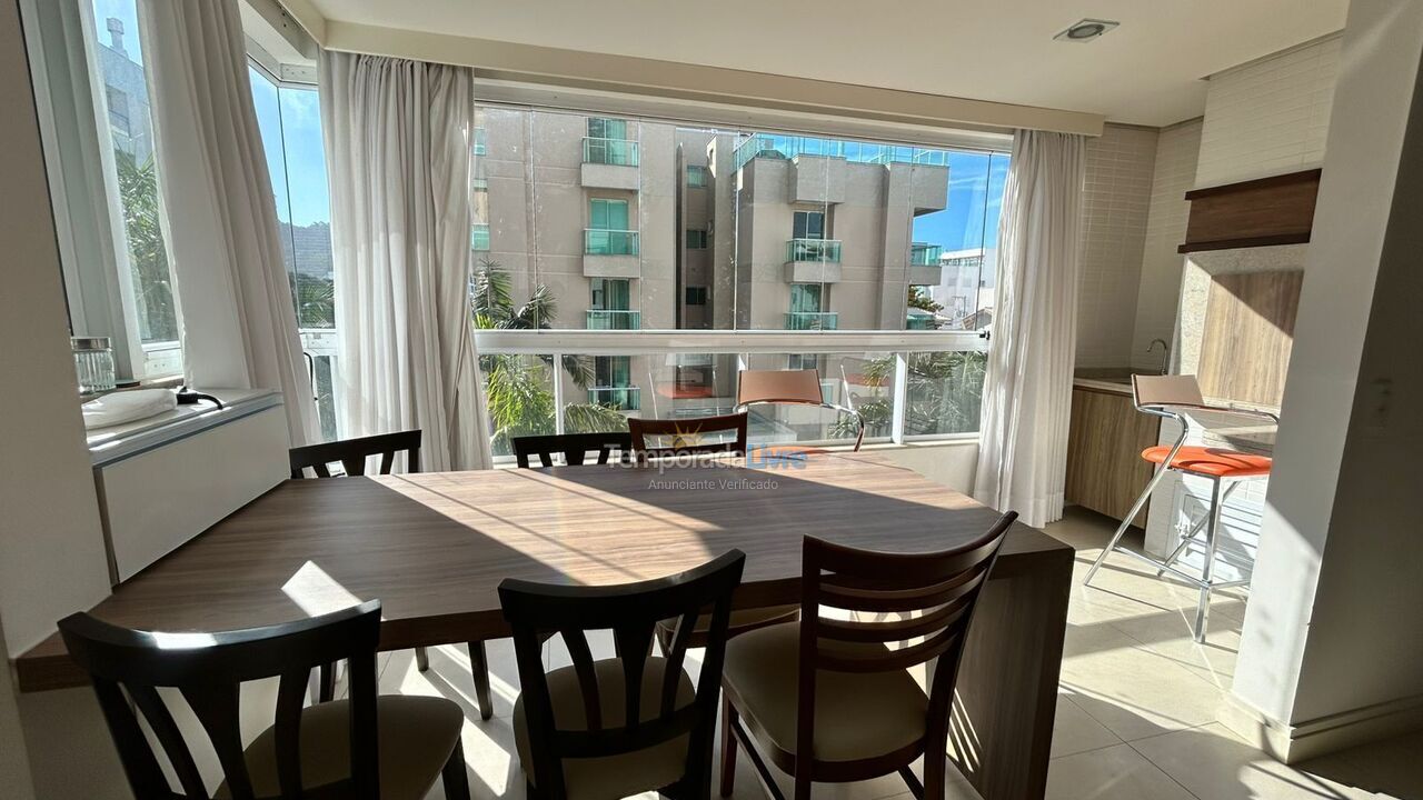 Apartment for vacation rental in Governador Celso Ramos (Praia de Palmas)