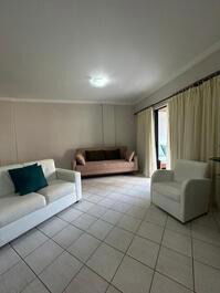 Lindo apartamento na praia de mariscal
