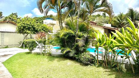 Casa com 4 quartos à 800m da praia