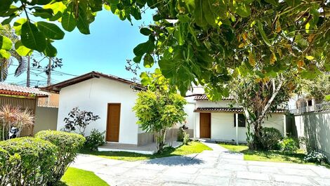 Casa com 4 quartos à 800m da praia