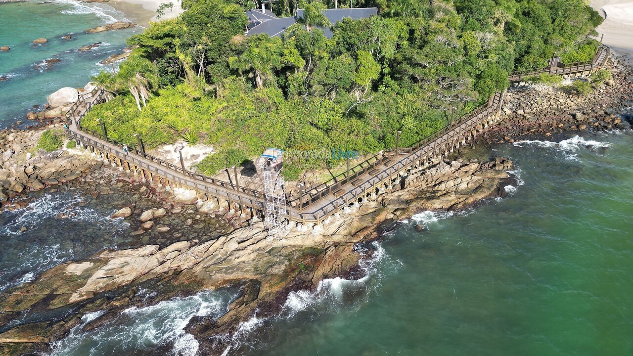 Apartamento para aluguel de temporada em Bombinhas (Praia de Bombas)