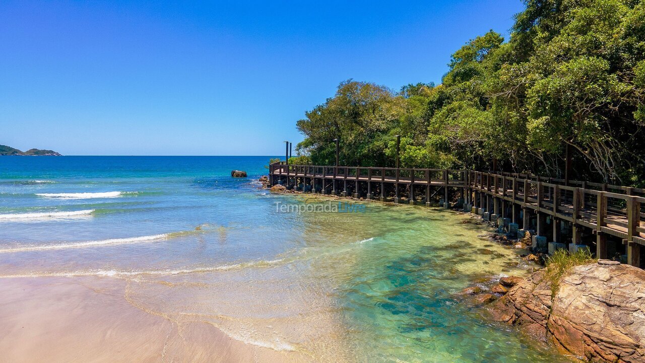 Apartamento para alquiler de vacaciones em Bombinhas (Praia de Bombas)