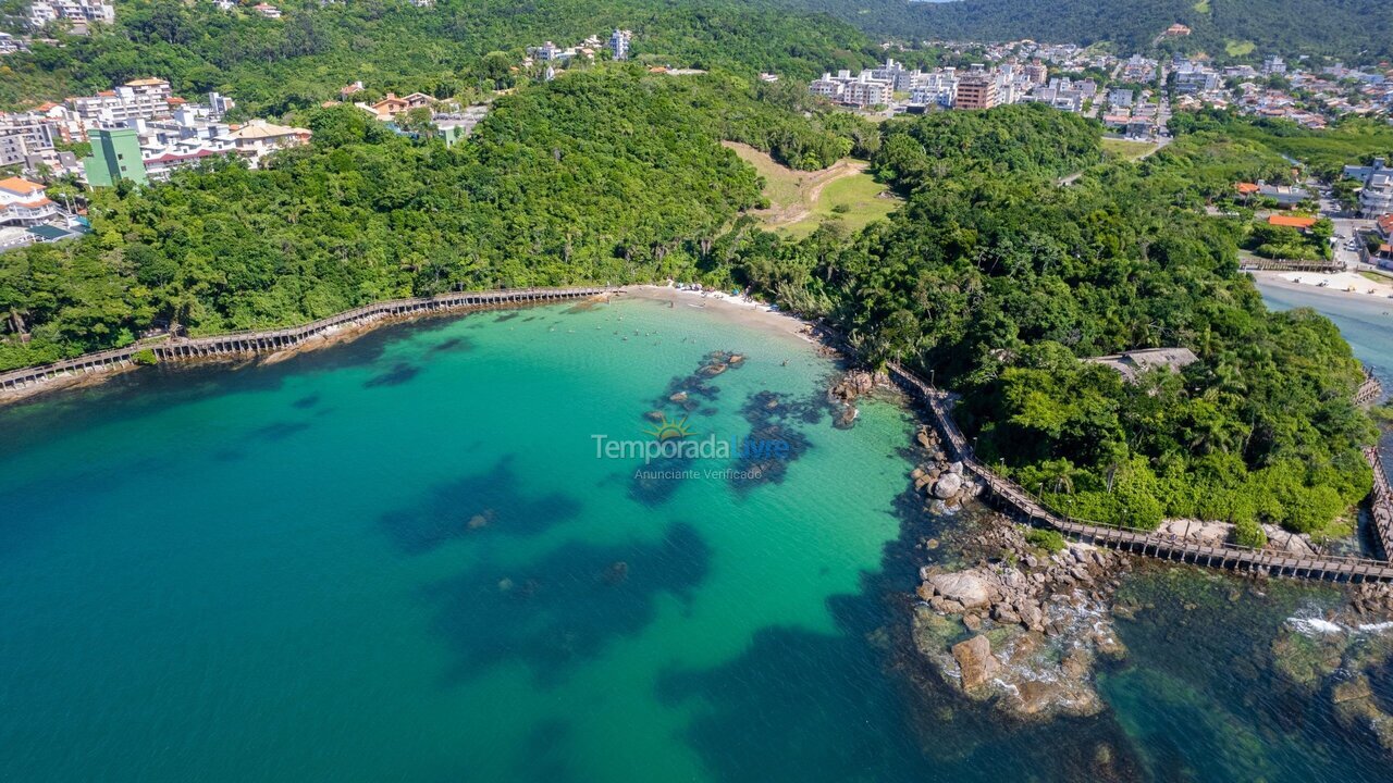 Apartamento para alquiler de vacaciones em Bombinhas (Praia de Bombas)