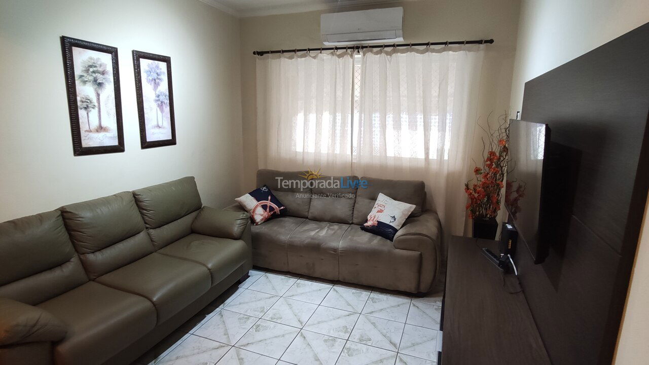 Sala de estar bem espaçosa Apartamento para alquiler de vacaciones em Guarujá (Enseada)
