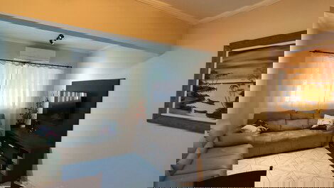 Sala com ar condicionado, wi-fi e tv smart