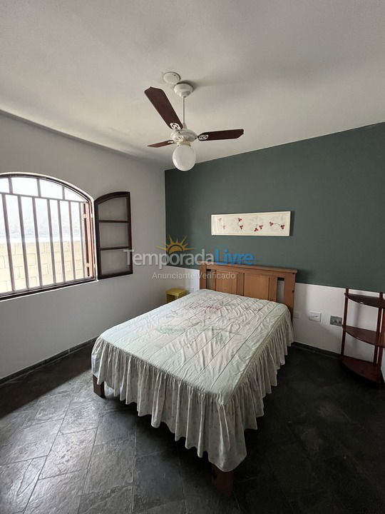 House for vacation rental in Ubatuba (Praia das Toninhas)