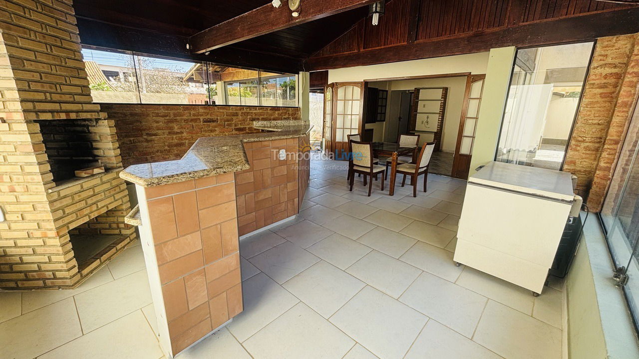 Casa para alquiler de vacaciones em São João da Barra (Praia Grussai)