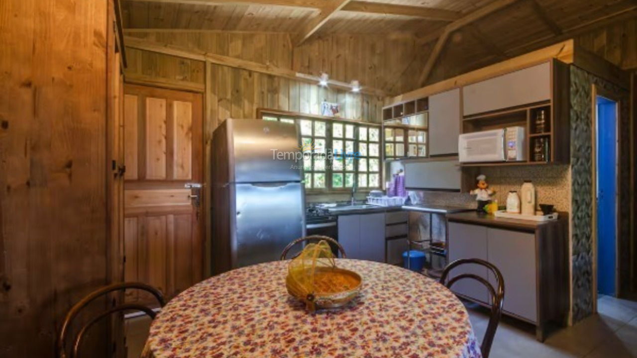House for vacation rental in Garopaba (Praia do Siriu)