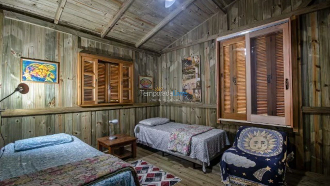 House for vacation rental in Garopaba (Praia do Siriu)