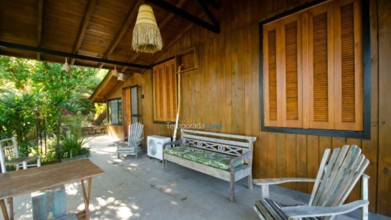 House for vacation rental in Garopaba (Praia do Siriu)