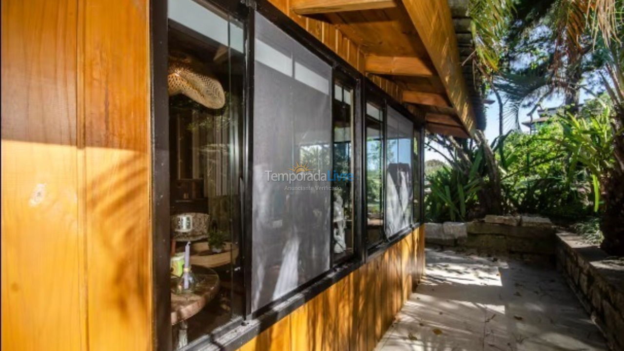 House for vacation rental in Garopaba (Praia do Siriu)