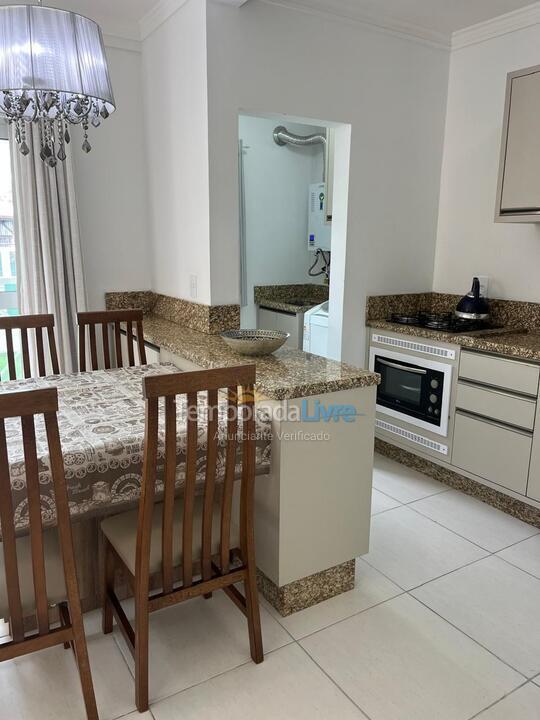 Apartment for vacation rental in Bombinhas (Praia de Bombinhas)