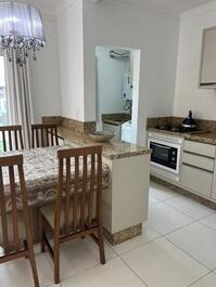 Apartment 300 meters from 4 Ilhas and Bombinhas Central Beach