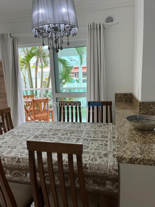 Apartment for vacation rental in Bombinhas (Praia de Bombinhas)
