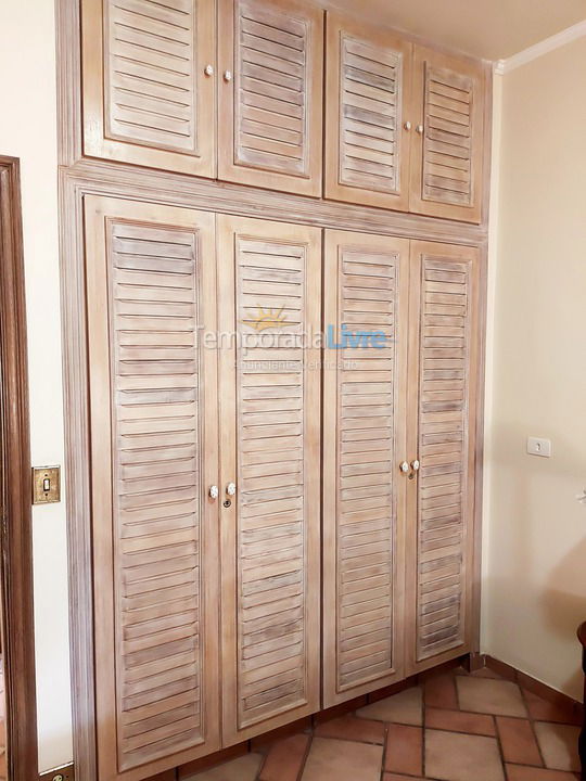 Apartamento para alquiler de vacaciones em Guarujá (Pitangueiras)