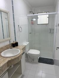 Linda cobertura duplex com piscina privativa no Centro de Bombinhas