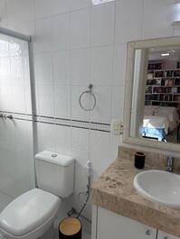 Linda cobertura duplex com piscina privativa no Centro de Bombinhas